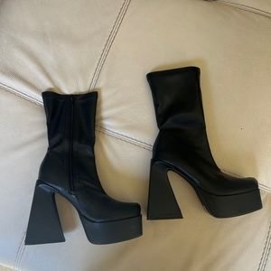 Fashion nova black boots